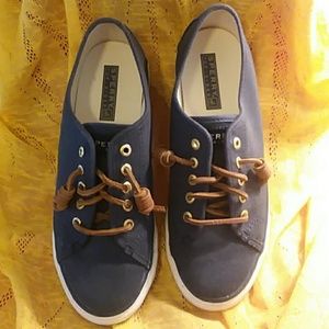 Sperry Sneaker/Shoe